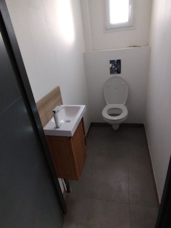 LG agencement wc 1